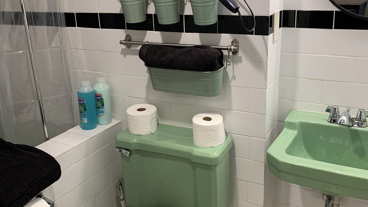 Photo of Bathroom in Sunnyside