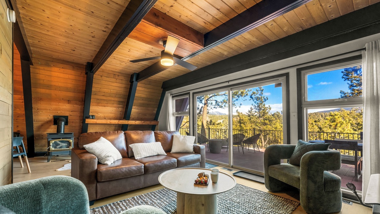 Photo of Livingroom in Cripple Creek