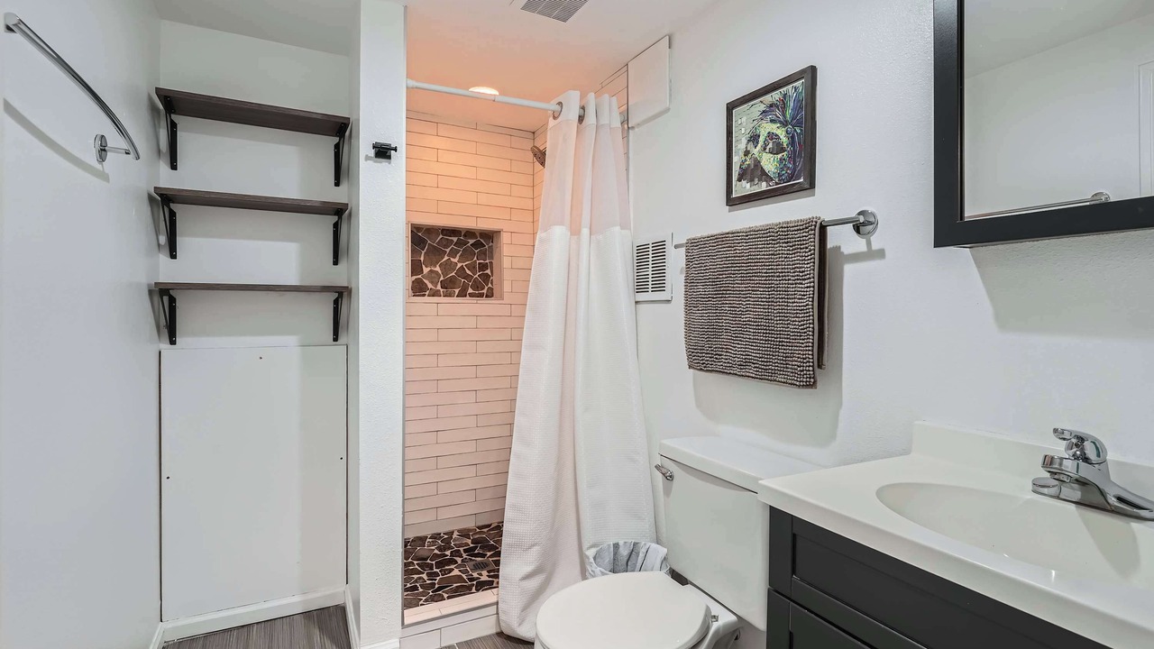 Photo of Bathroom in Speer