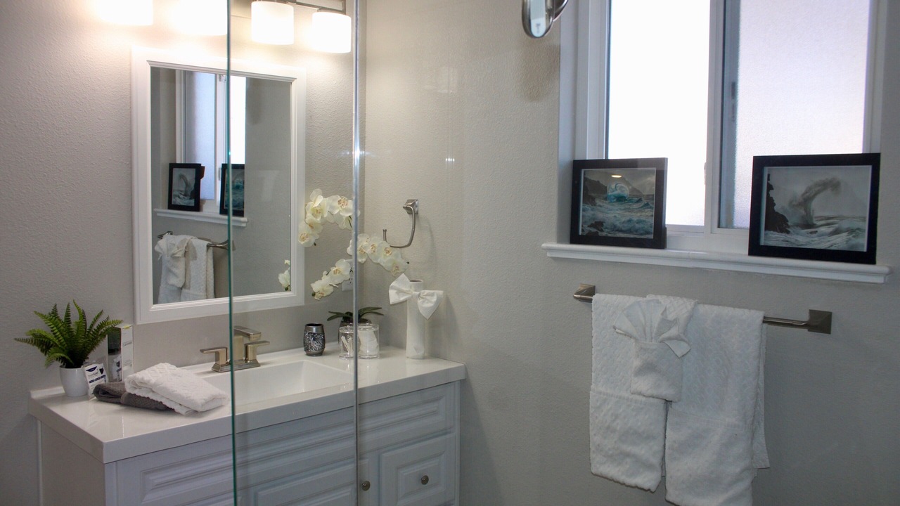 Photo of Bathroom in Lakewood