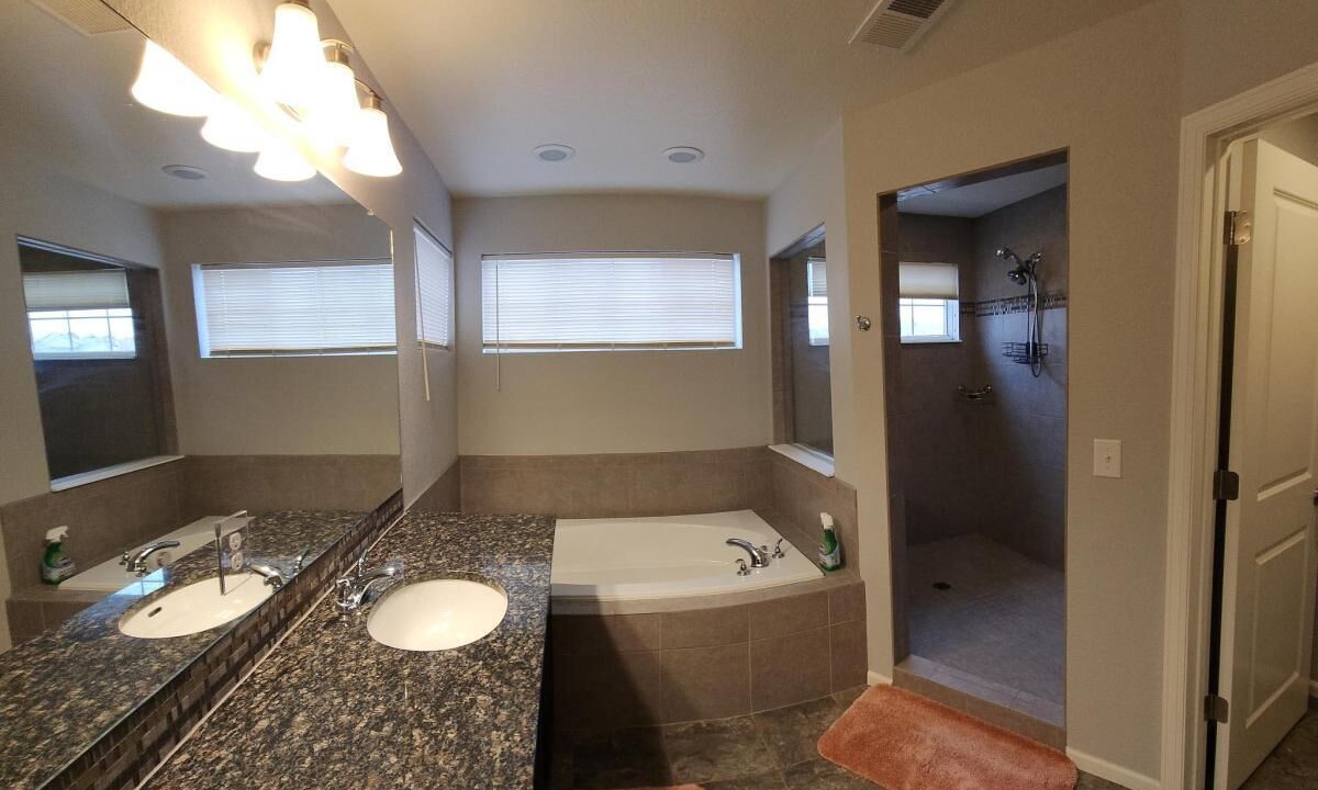 Photo of Bathroom in Aurora