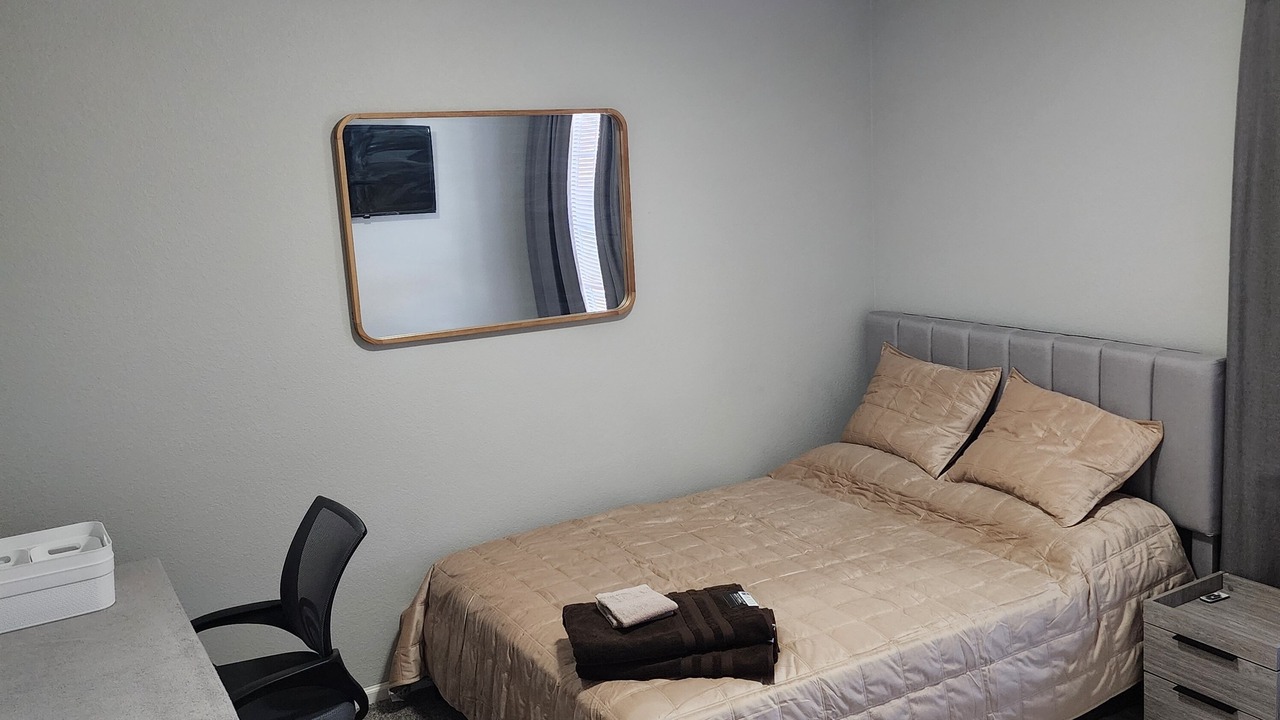 Photo of Bedroom in Aurora
