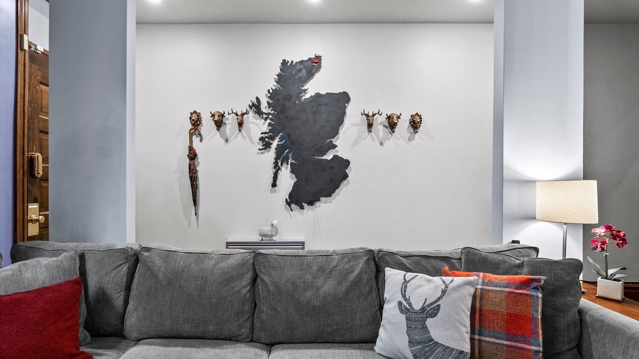 Photo of Livingroom in Capitol Hill