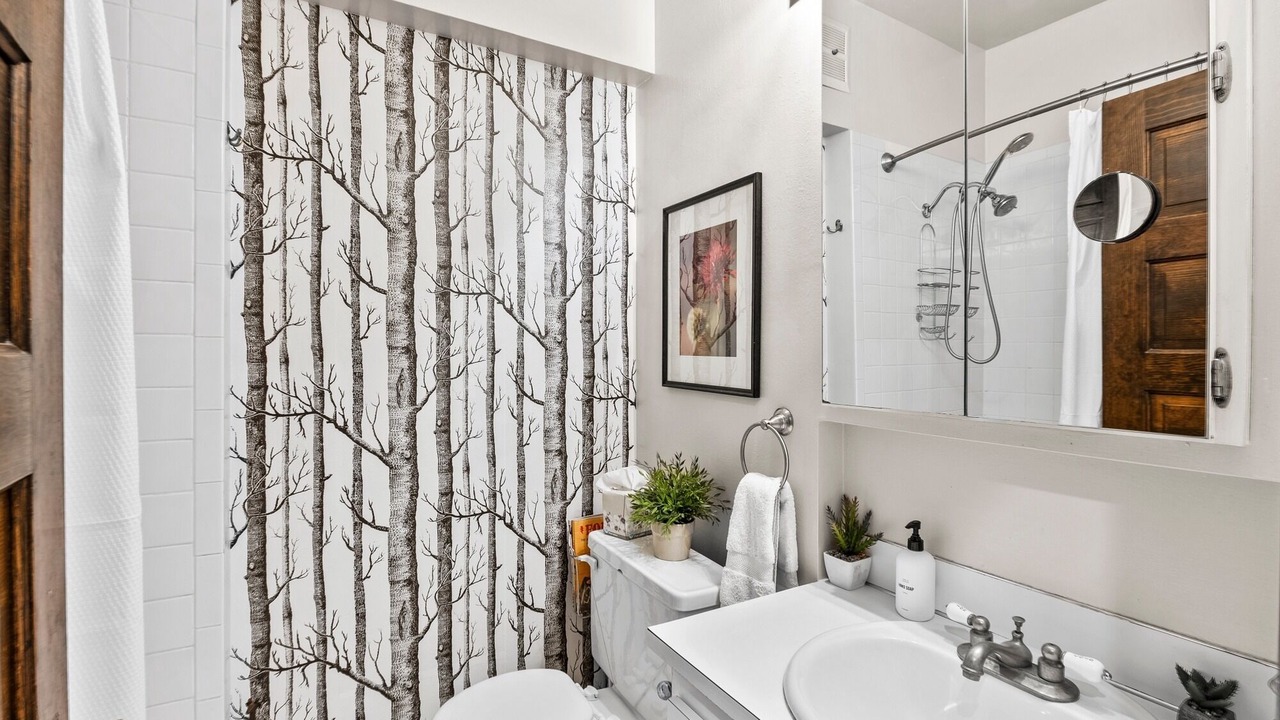 Photo of Bathroom in Capitol Hill