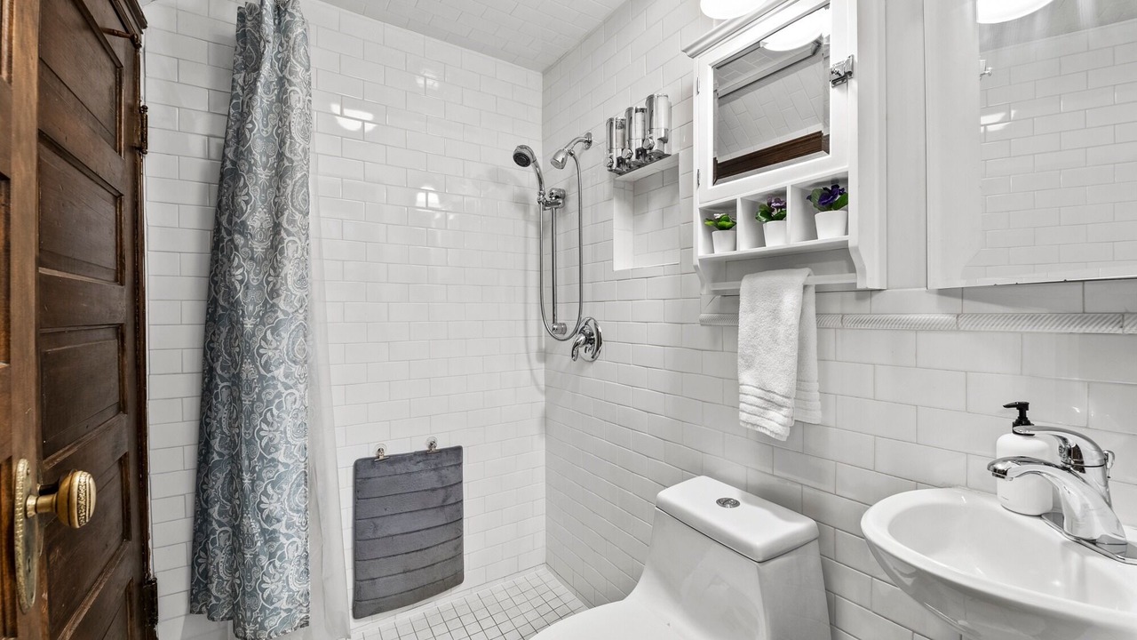 Photo of Bathroom in Capitol Hill