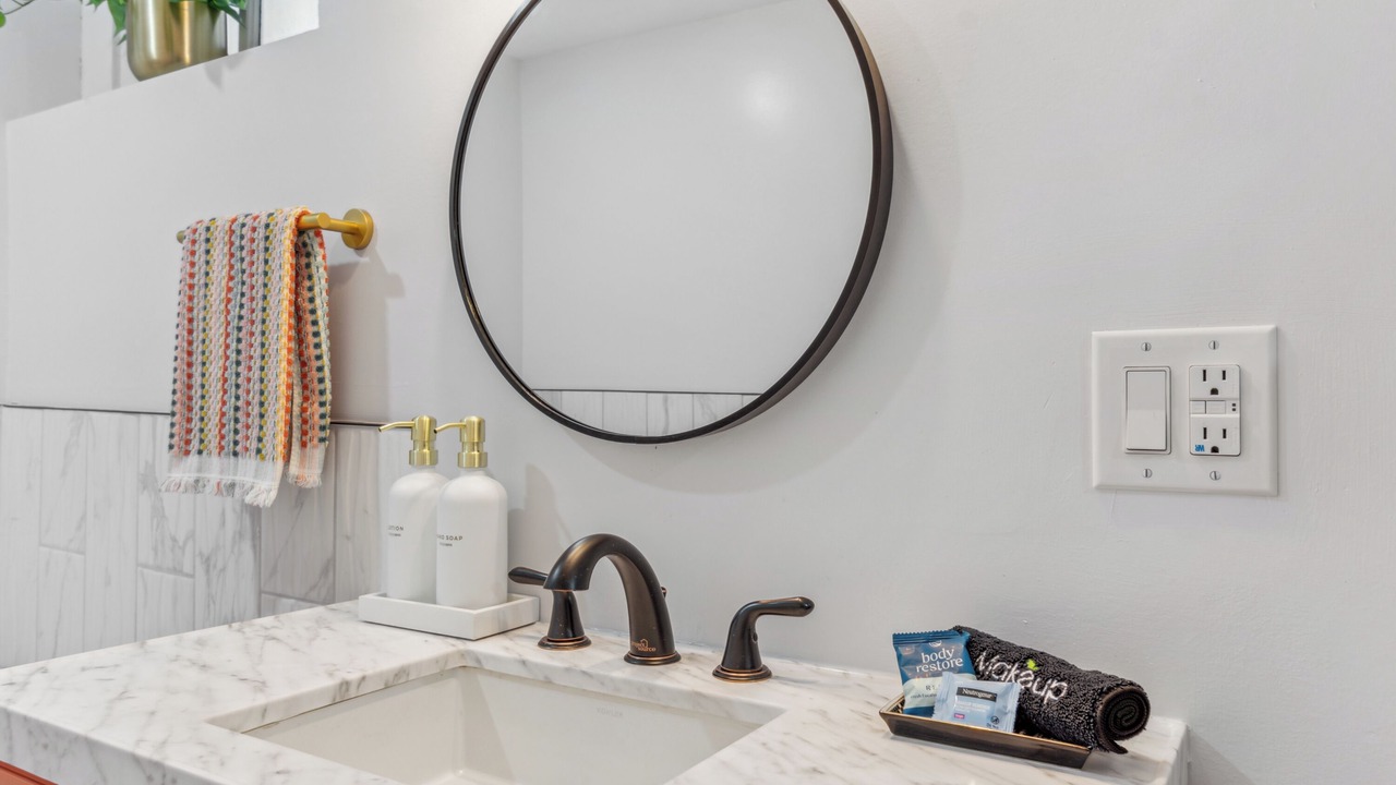 Photo of Bathroom in Alamo Placita