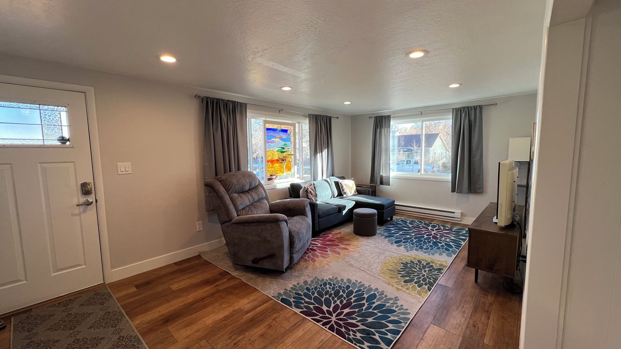 Photo of Livingroom in Lafayette