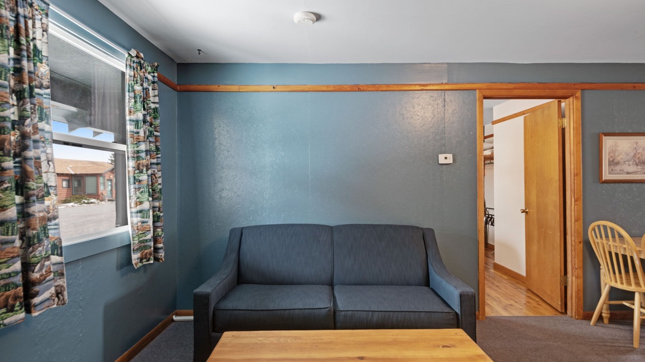 Photo of Livingroom in South Fork