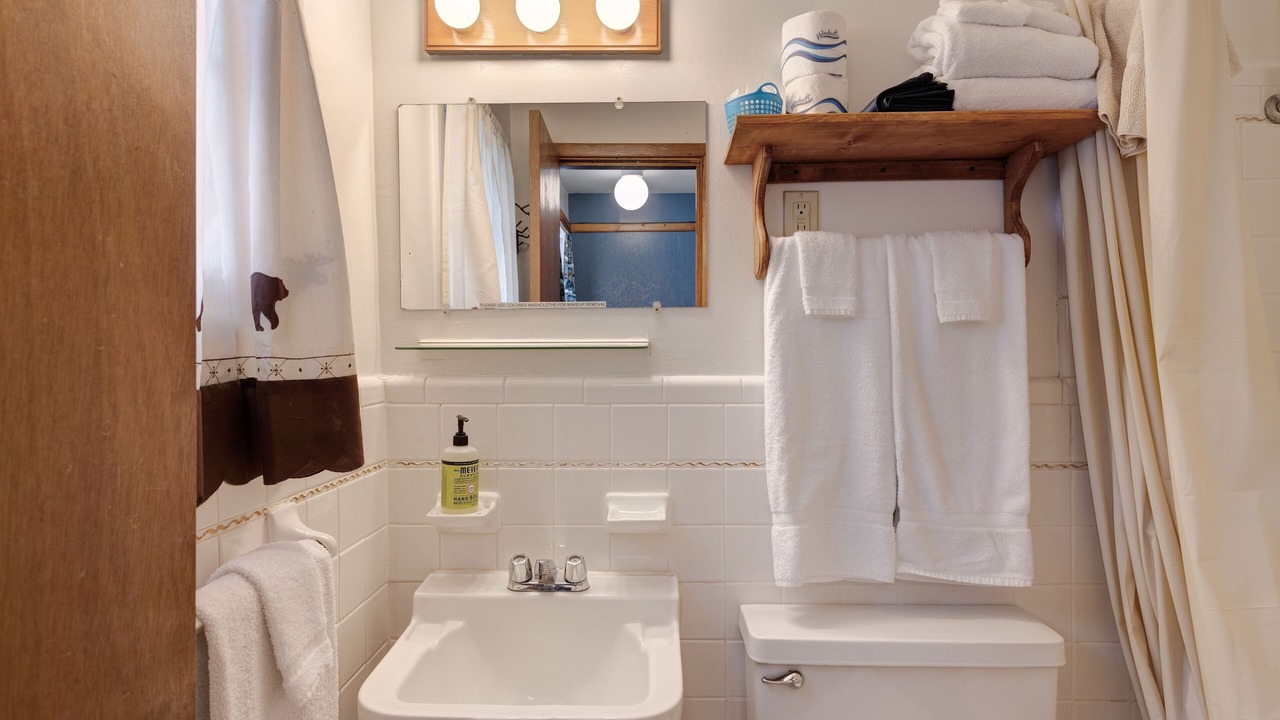 Photo of Bathroom in South Fork