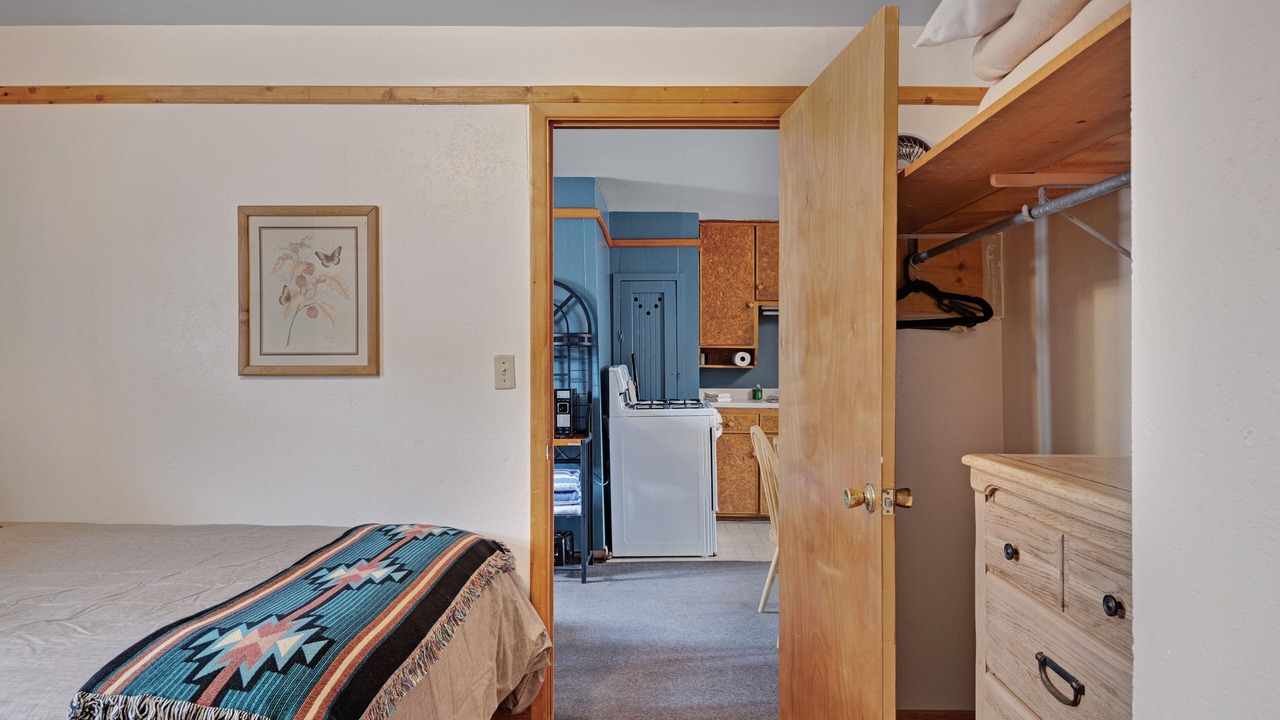 Photo of Bedroom in South Fork