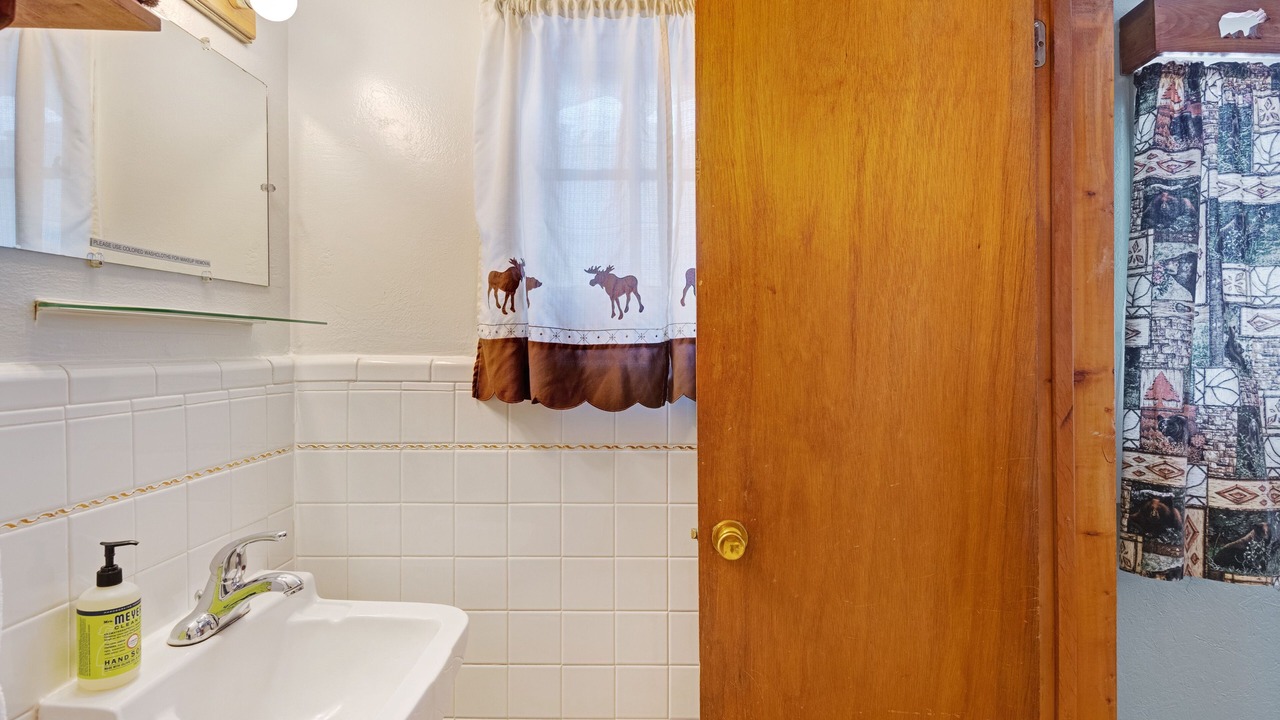 Photo of Bathroom in South Fork