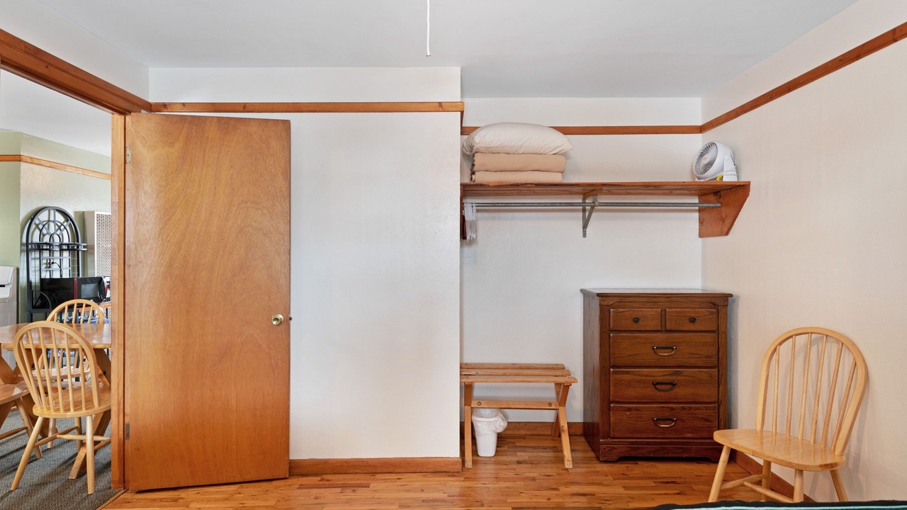 Photo of Bedroom in South Fork