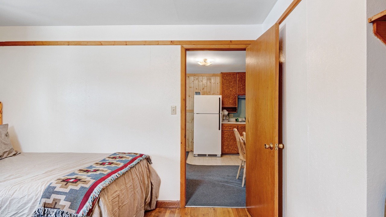 Photo of Bedroom in South Fork