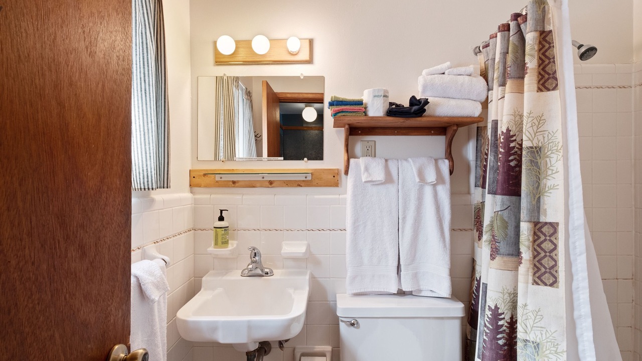 Photo of Bathroom in South Fork