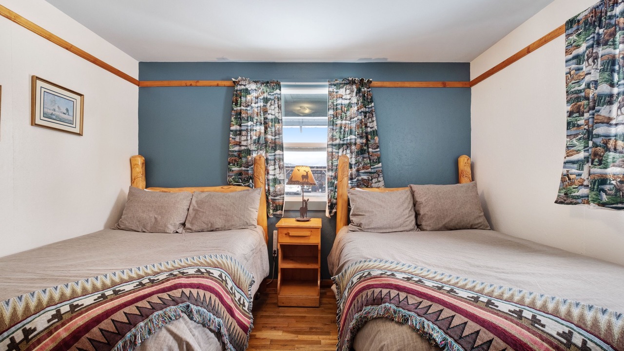 Photo of Bedroom in South Fork