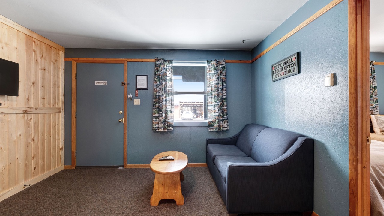 Photo of Livingroom in South Fork