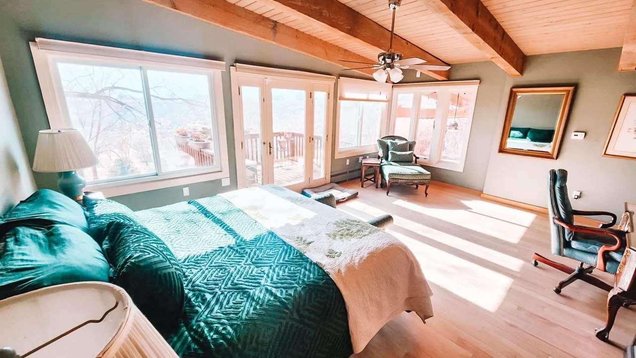 Photo of Bedroom in West Colorado Springs