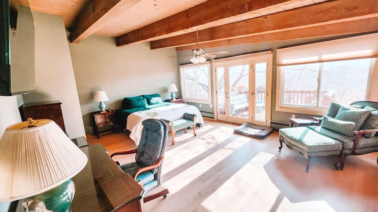 Photo of Bedroom in West Colorado Springs