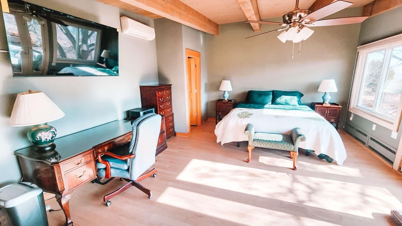 Photo of Bedroom in West Colorado Springs