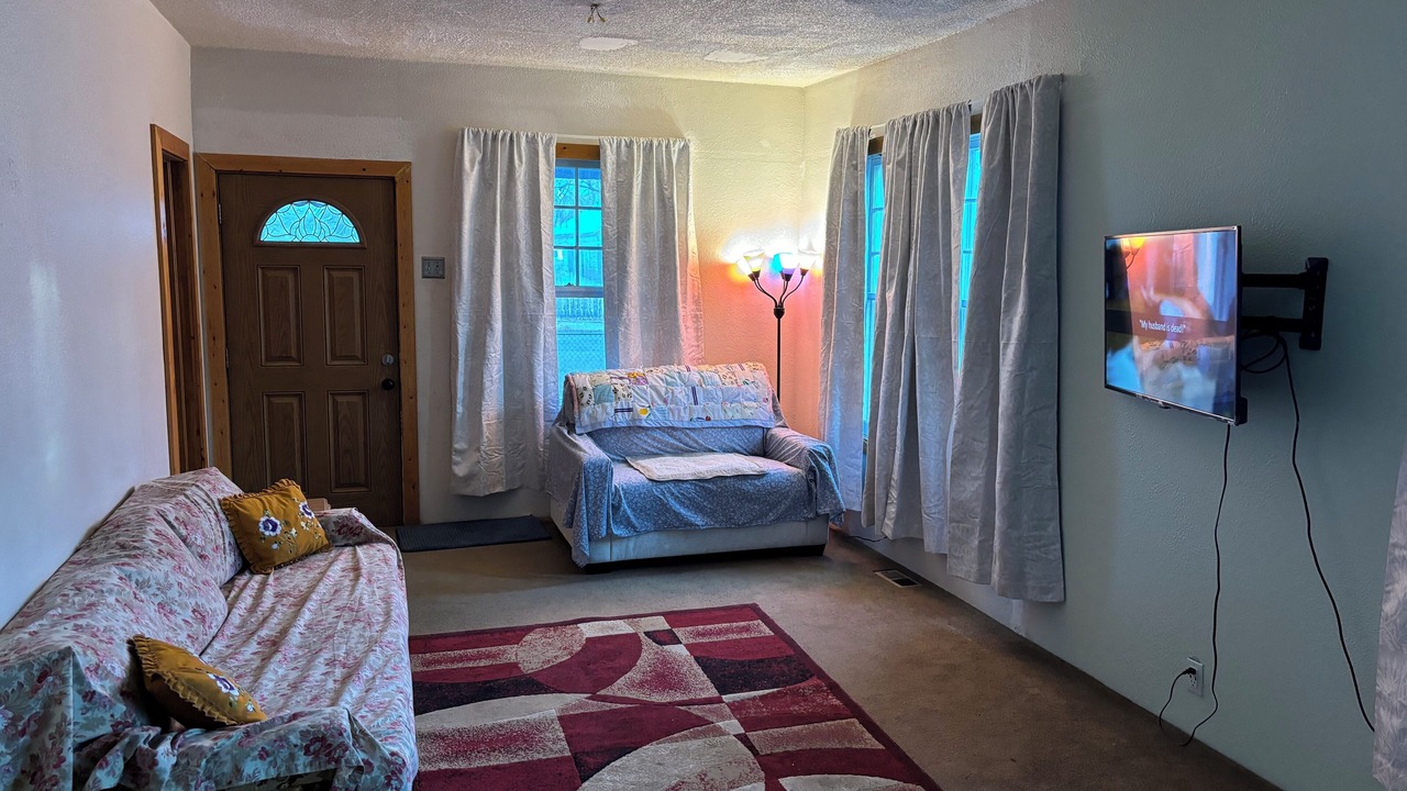 Photo of Livingroom in Rocky Ford