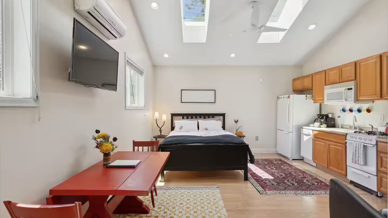 Photo of Bedroom in Whittier