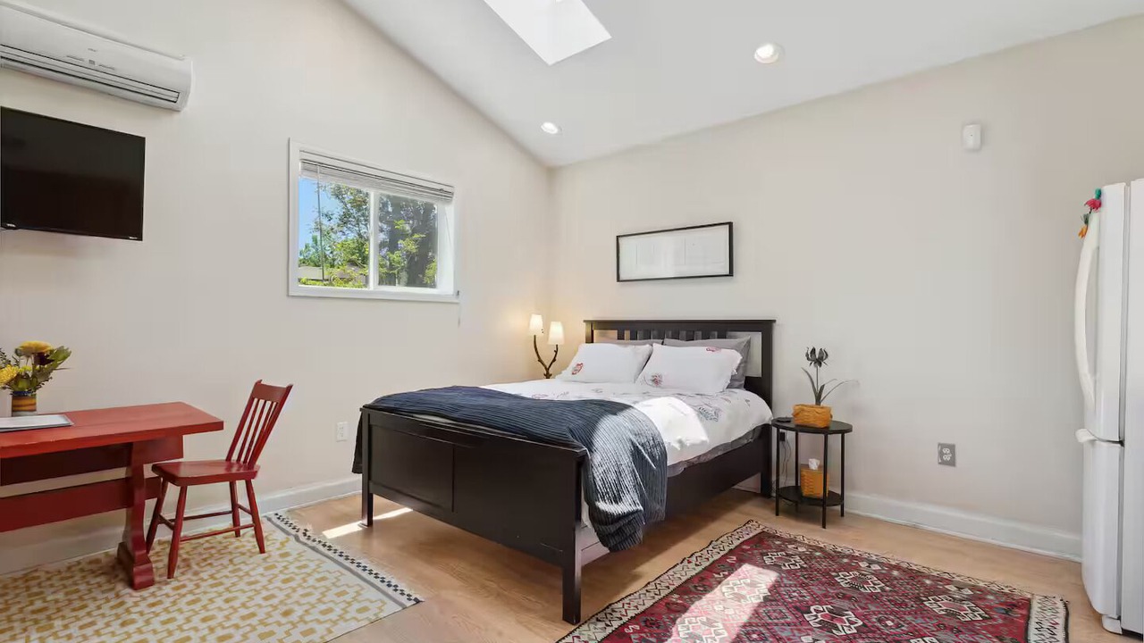 Photo of Bedroom in Whittier