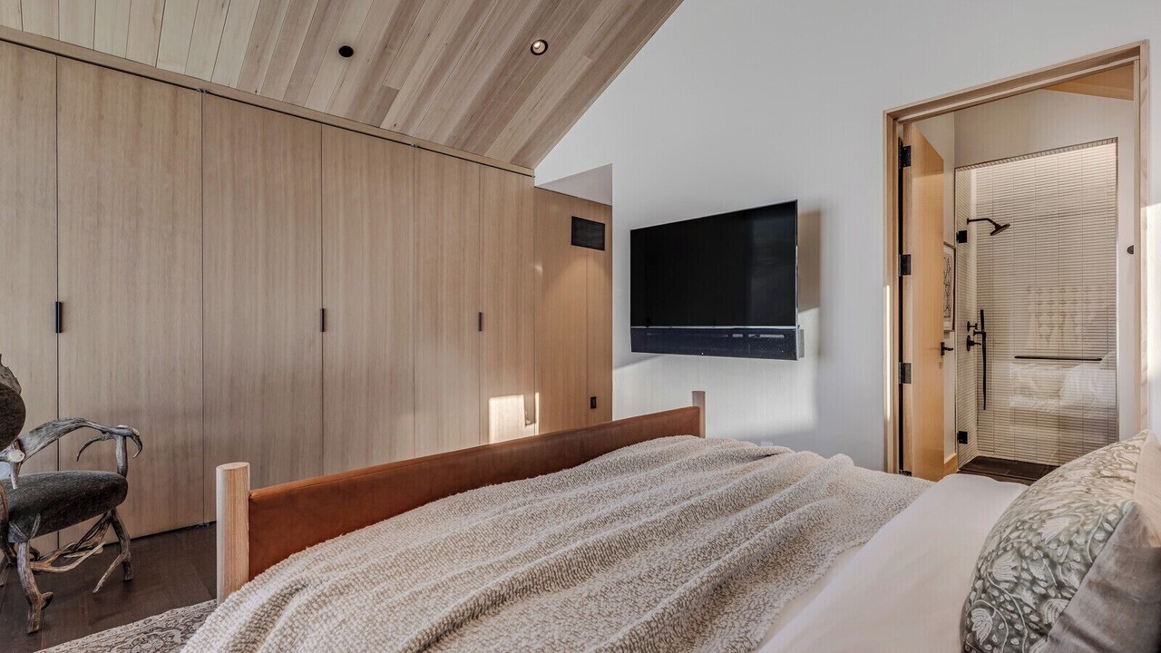 Photo of Bedroom in Snowmass Village