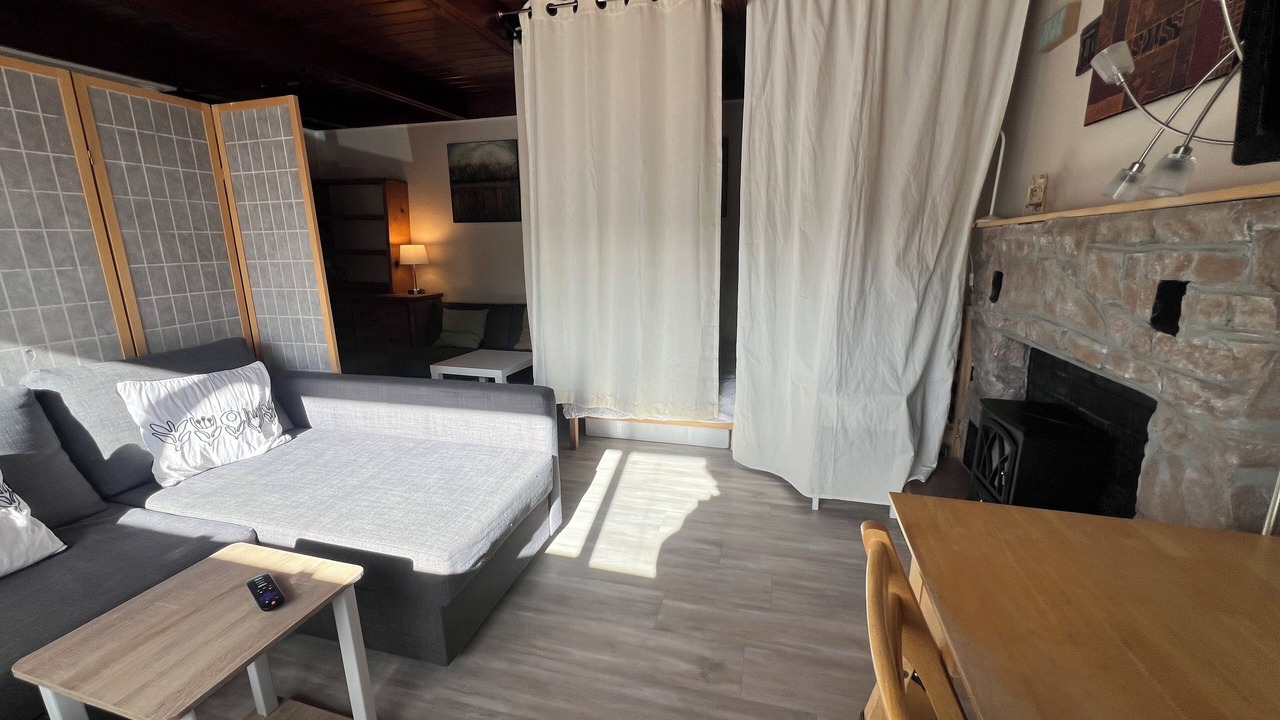 Photo of Livingroom in Idaho Springs