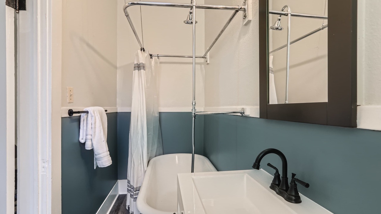 Photo of Bathroom in City Park