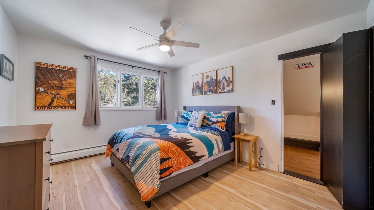 Photo of Bedroom in Pine