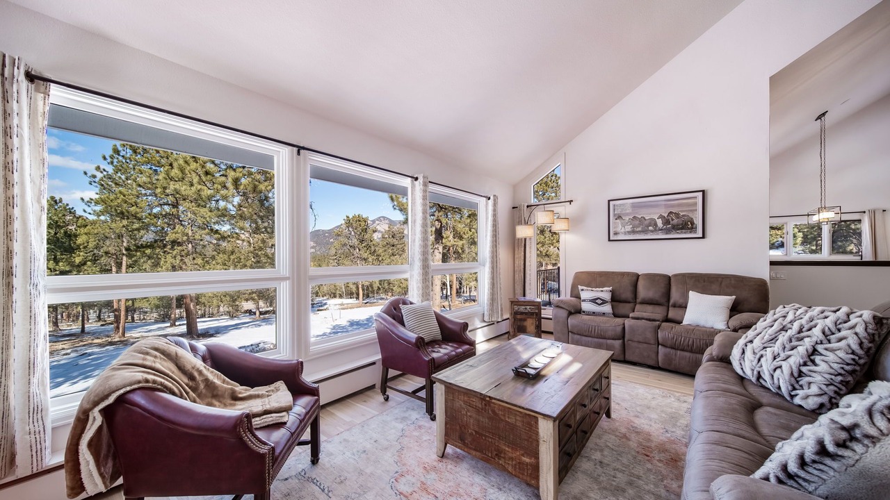 Photo of Livingroom in Pine