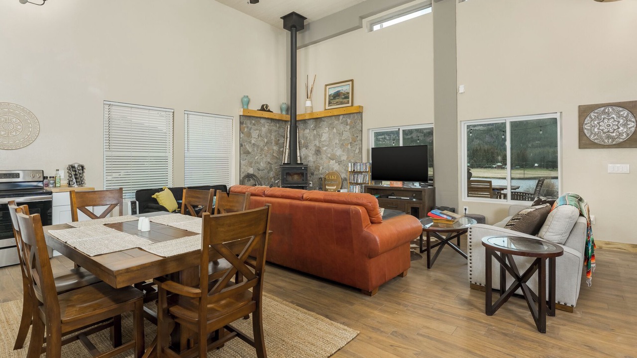 Photo of Livingroom in Bayfield