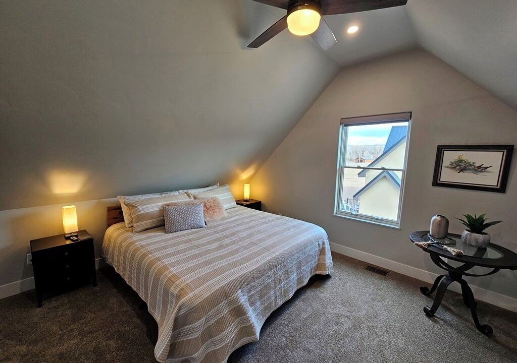 Photo of Bedroom in South Fork