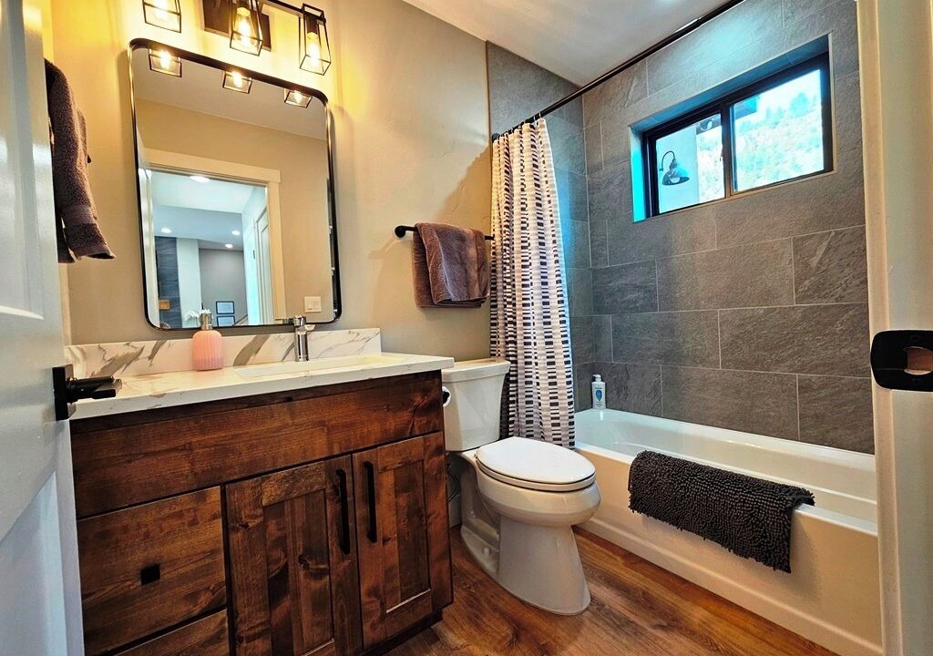 Photo of Bathroom in South Fork