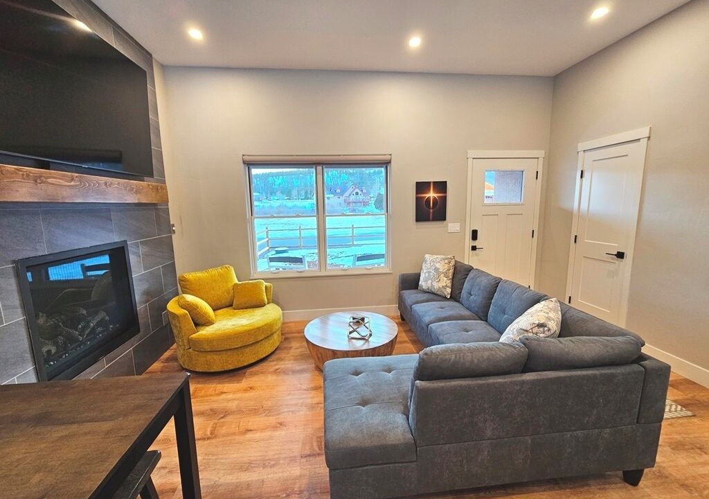 Photo of Livingroom in South Fork