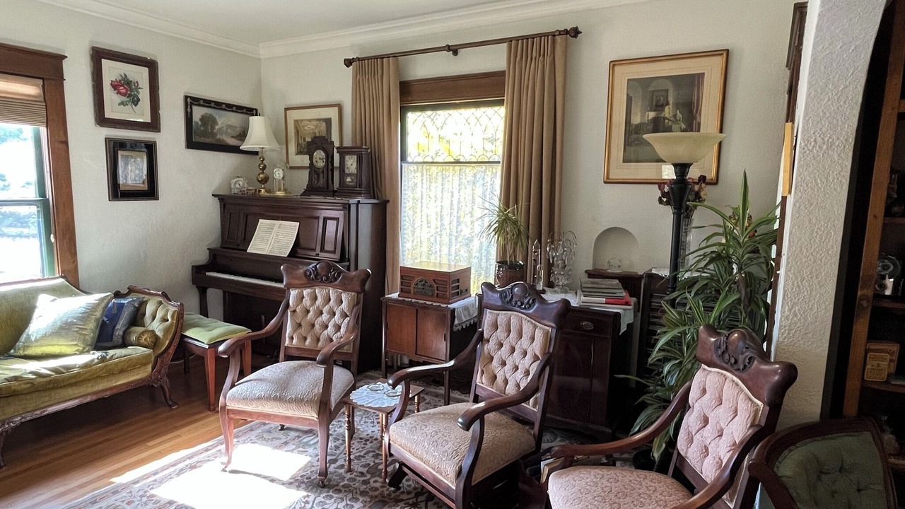 Photo of Livingroom in Longmont