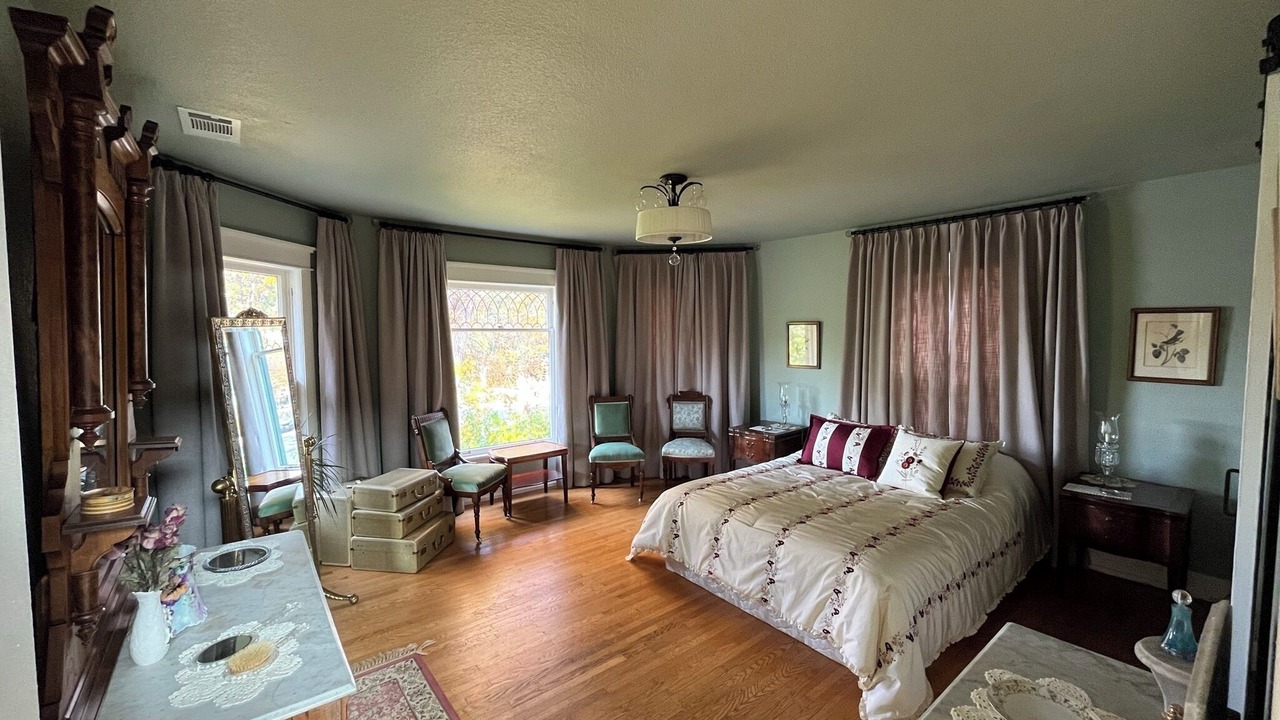 Photo of Bedroom in Longmont
