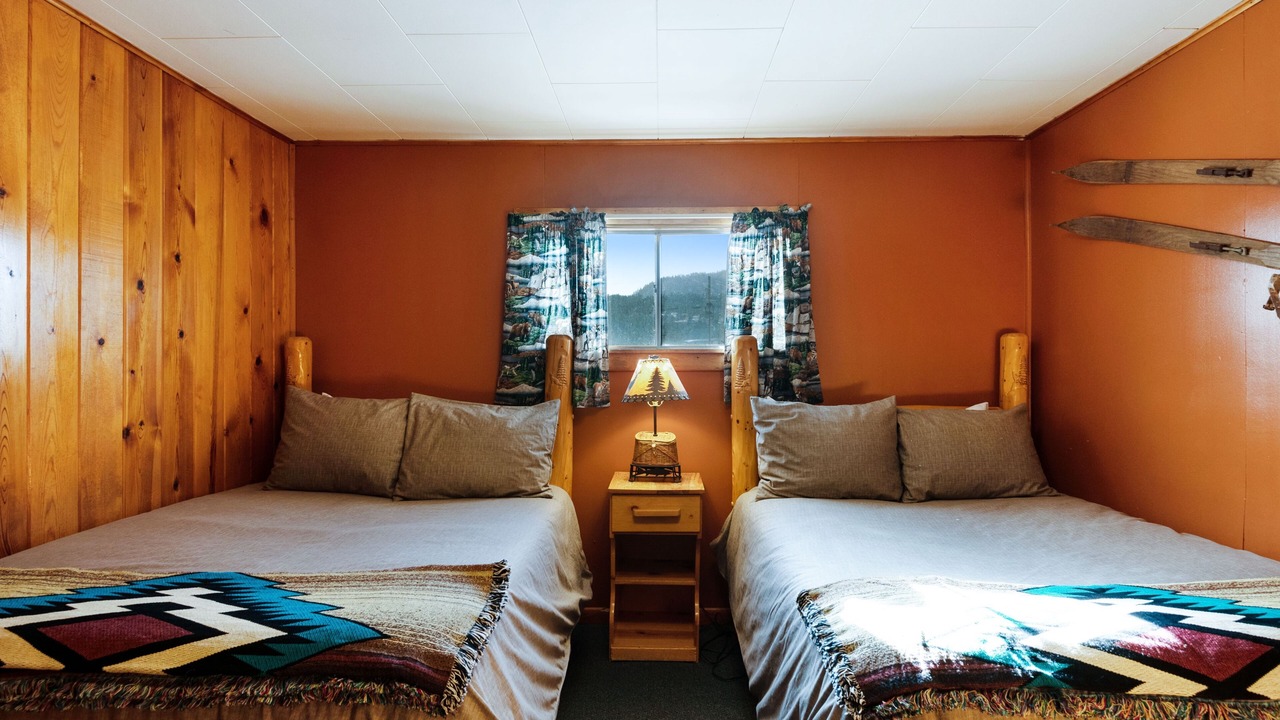 Photo of Bedroom in South Fork