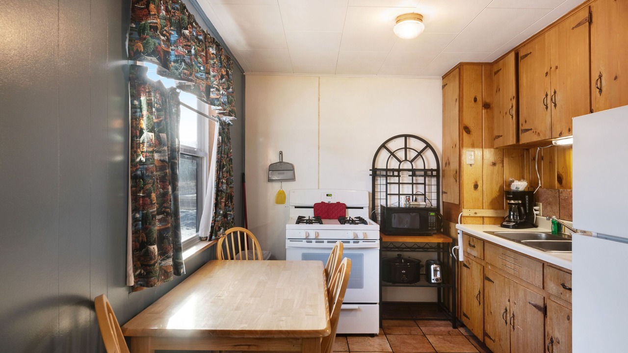 Photo of Kitchen in South Fork