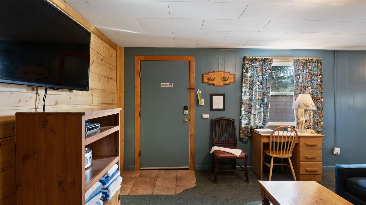 Photo of Livingroom in South Fork