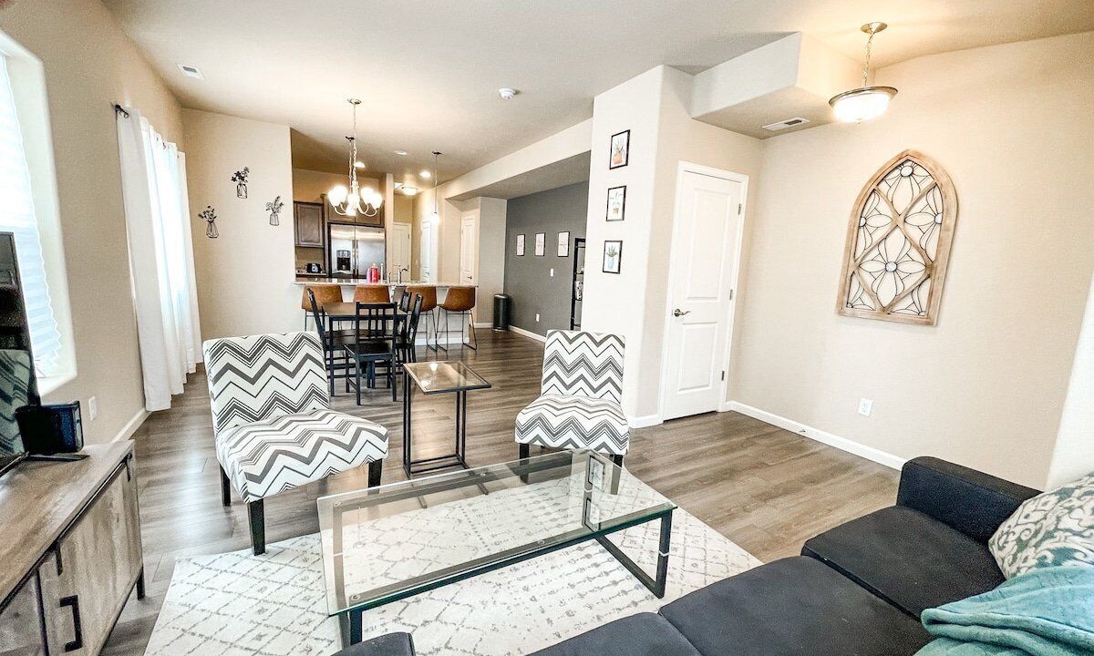 Photo of Livingroom in Central Colorado Springs