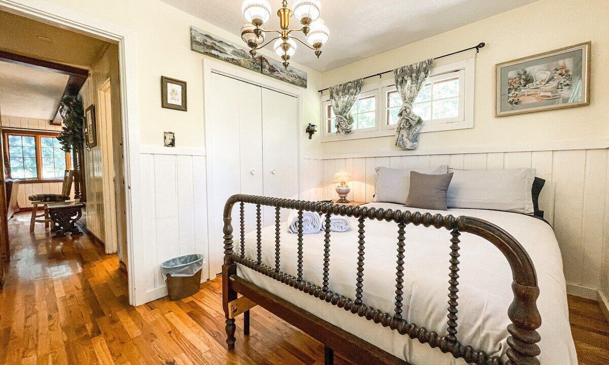 Photo of Bedroom in Cascade-Chipita Park