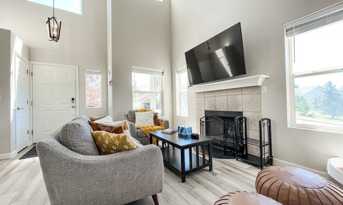 Photo of Livingroom in Gleneagle