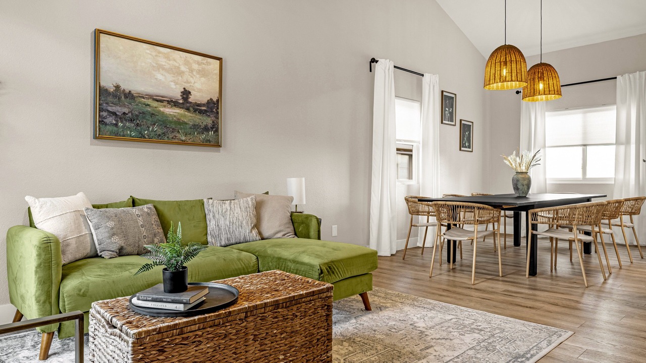 Photo of Livingroom in Northwest Colorado Springs