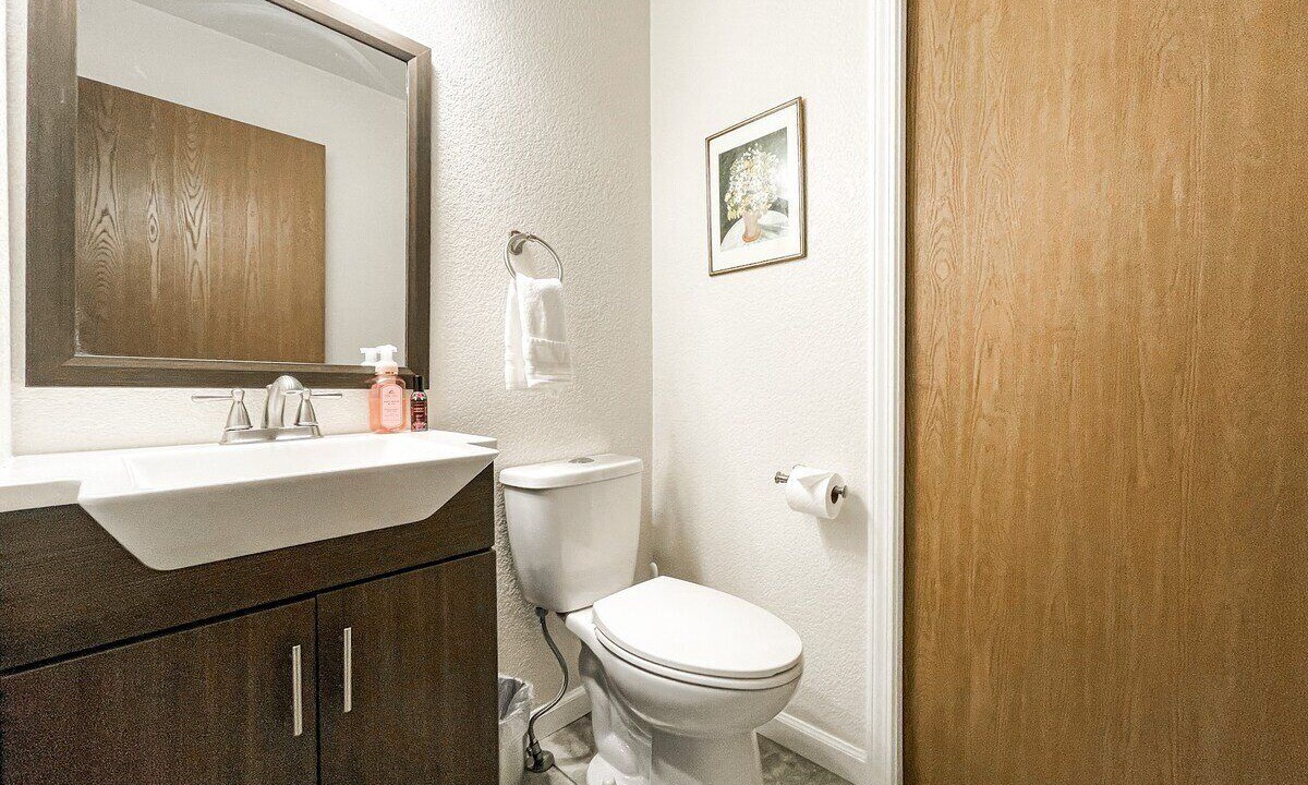 Photo of Bathroom in Security-Widefield