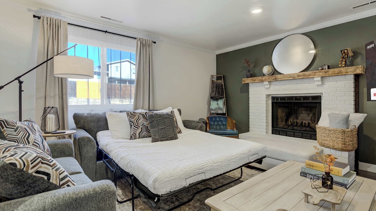 Photo of Bedroom in Cheyenne Meadows