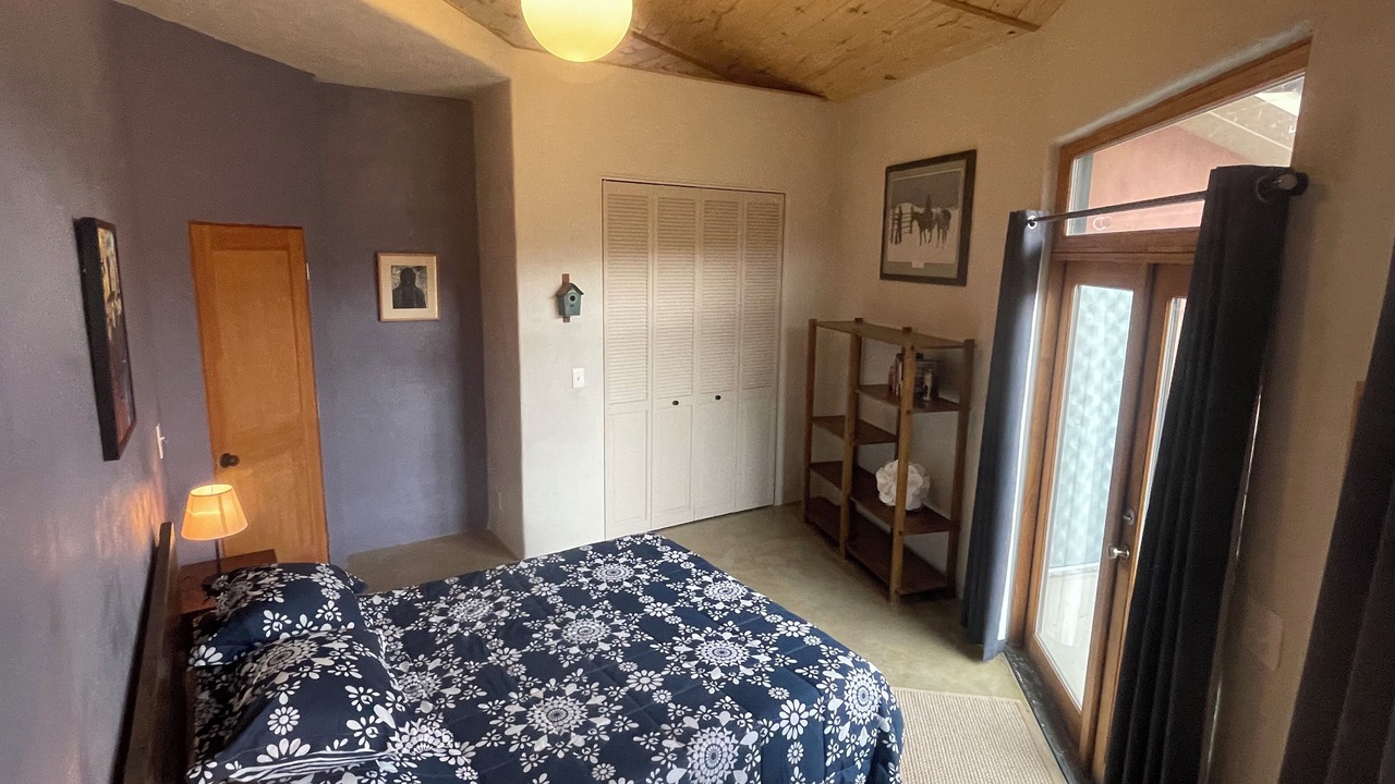 Photo of Bedroom in Del Norte