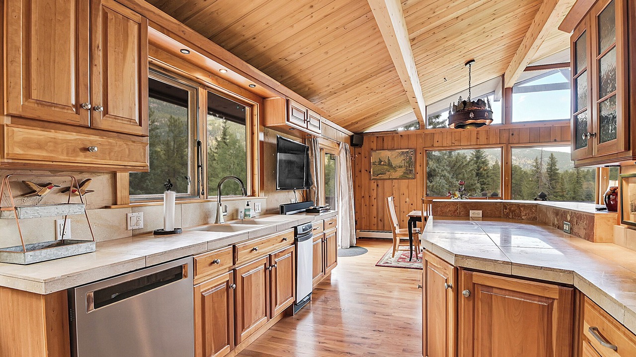 Photo of Kitchen in Evergreen