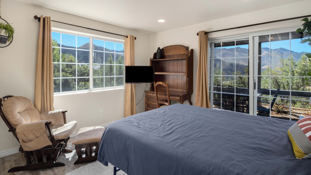 Photo of Bedroom in Glenwood Springs