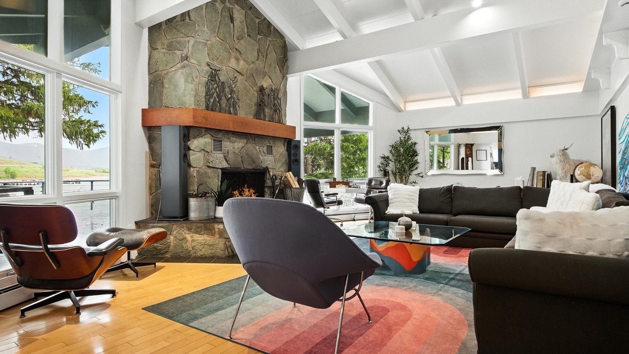 Photo of Livingroom in Dillon
